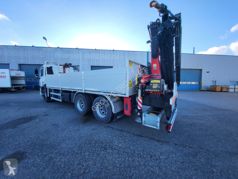Kamion DAF CAMION GRUE 26 TONNES 410 CV 6X4