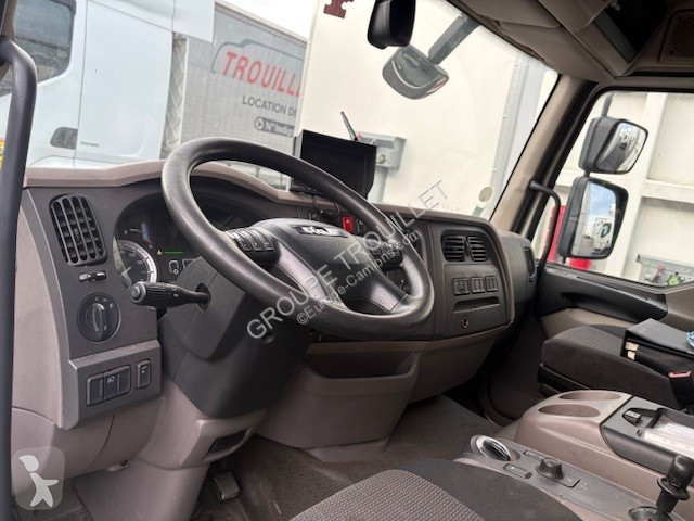 شاحنة DAF 12 TONNES 210 CV HAYON PORTE RELEVANTE