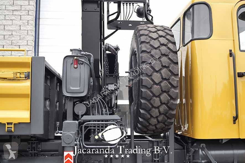 Camion Volvo N10 CARGO CRANE 6x6 - Fassi F75.21...