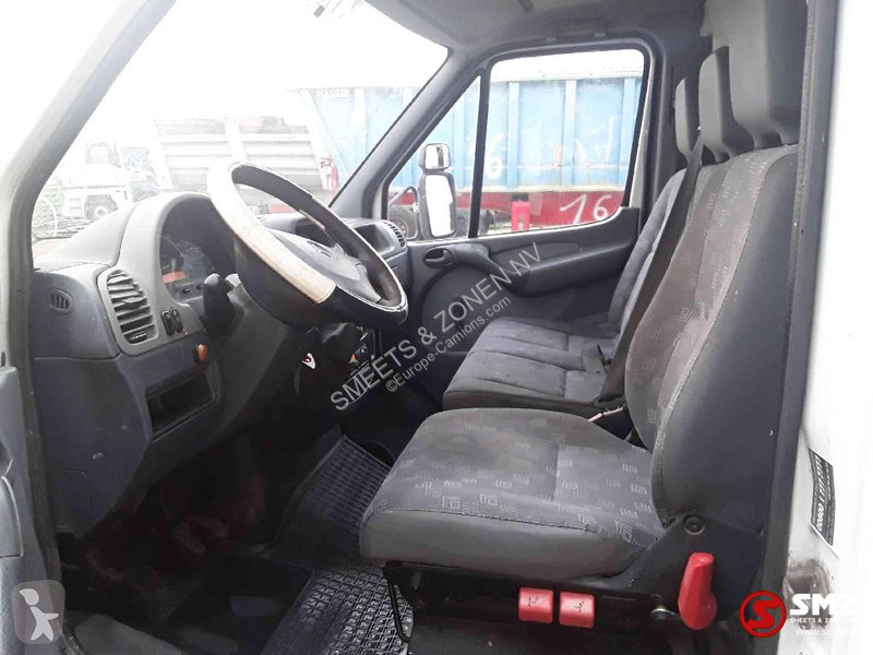 Camion Mercedes 413 CDI