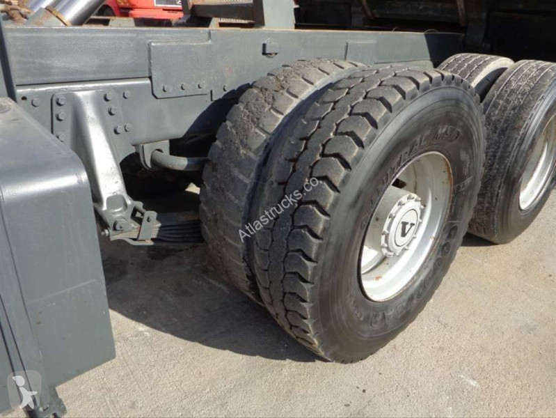 Kamion Volvo F 89  F89 6X2 -Kipper