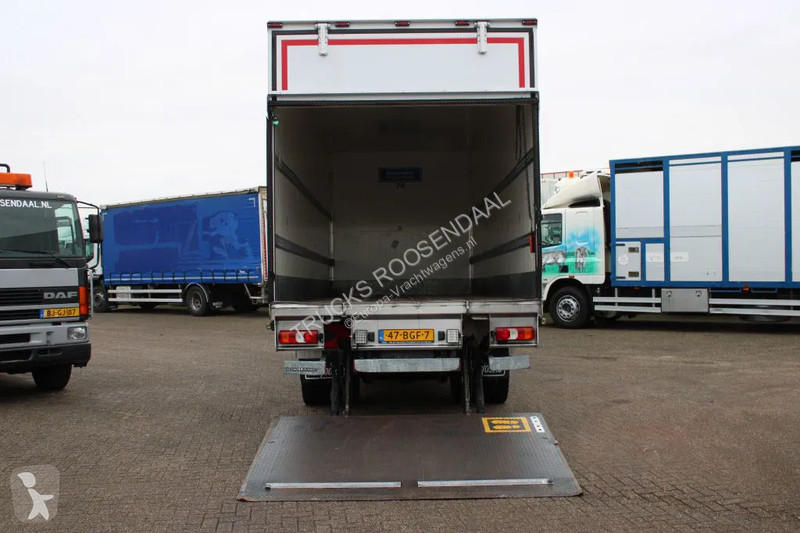 Kamion Mercedes 1927 + EURO 6 + LIFT
