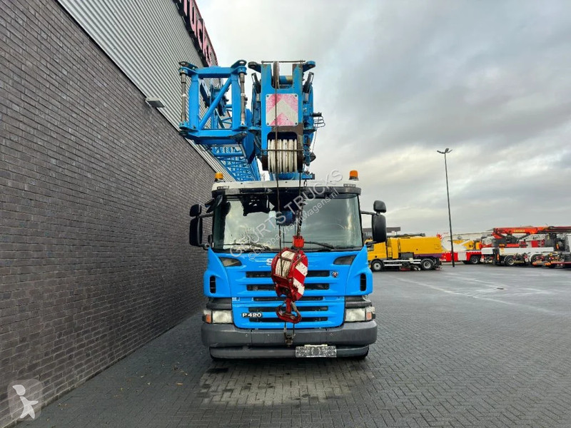 Camion Scania P420 8X4 + FAUN HK 40 + JIB...
