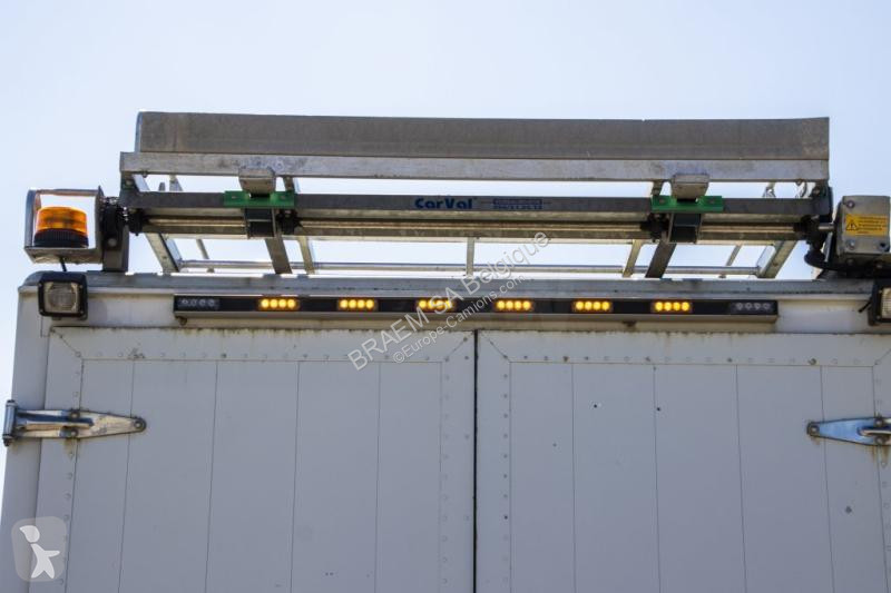 Camion Iveco 90E18- E5 +Porte-bagages réglable