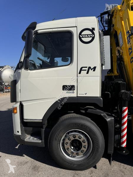 Kamion Volvo 360 FM