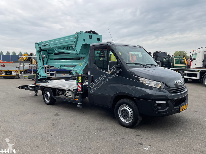 Camion Iveco 35S12 20 Meter hoogwerker + JIB...