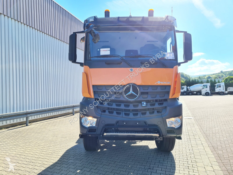 Camion Mercedes Arocs 2033 A 4x4 Arocs 2033 A...