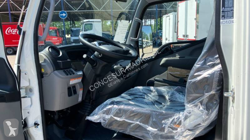 Camion Mitsubishi Fuso
