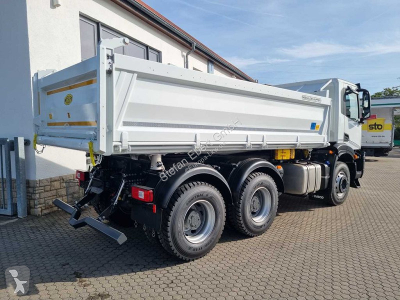Kamion Iveco AD300X48Z HR OFF 6x4...