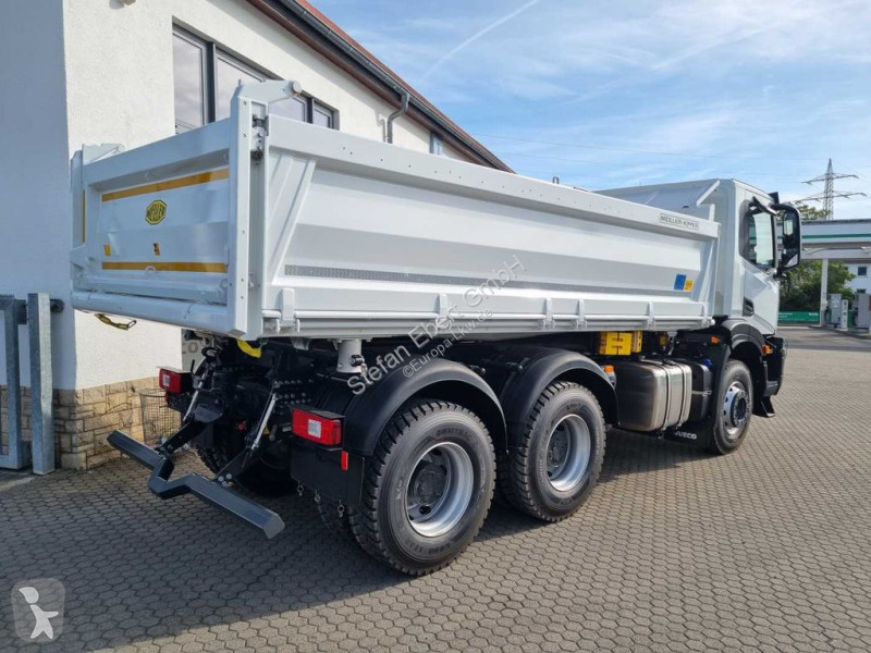 Kamion Iveco AD300X48Z HR OFF 6x4...