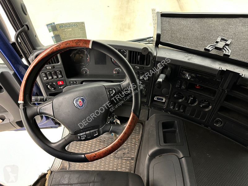 Camion Scania 230