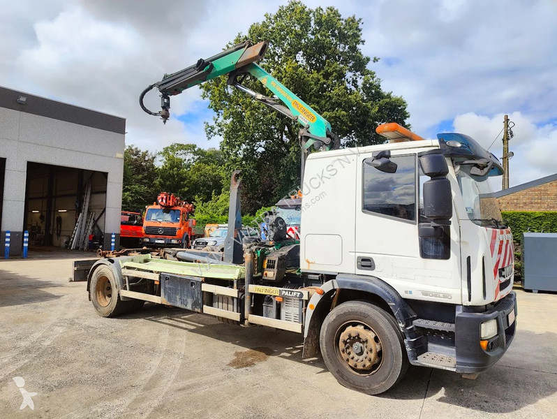 Kamion Iveco EuroCargo 190 EL 30 P + Palfinger...