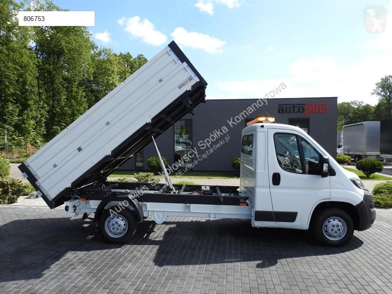 Véhicule utilitaire Peugeot BOXER WYWROTKA...