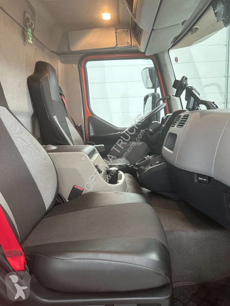 Vrachtwagen Renault D 12 220 / 264728 km