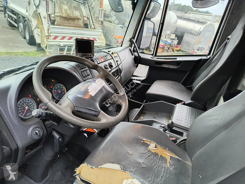 Camion Iveco EuroCargo 120 120E18 + COMET...