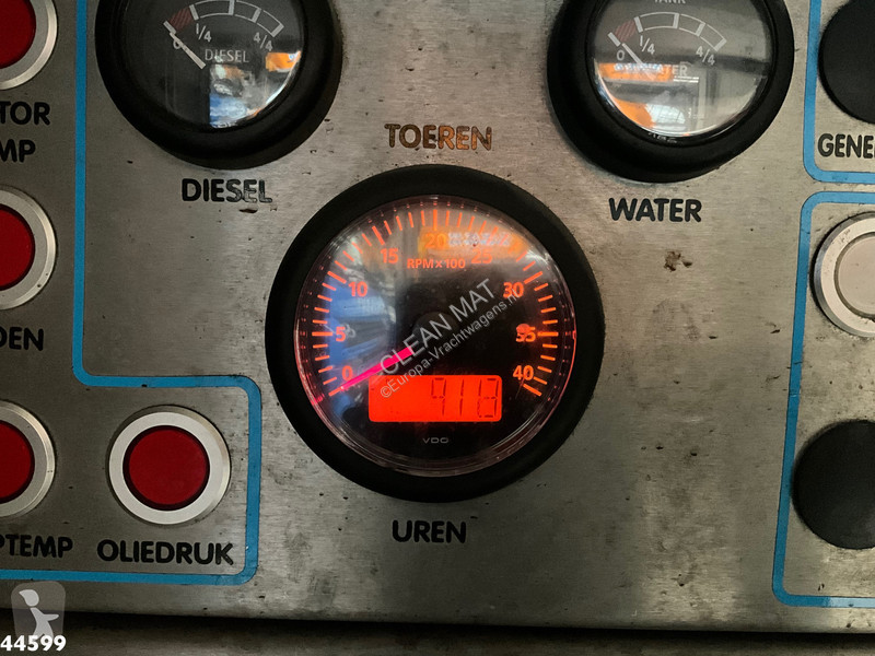 Camión Volvo 240 Euro 5 Brandweer waterspuitwagen