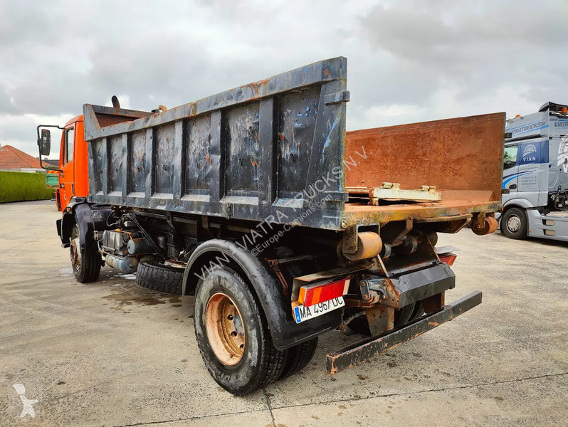 Camion Mercedes SK KIPPER / BENNE 6 ROUES