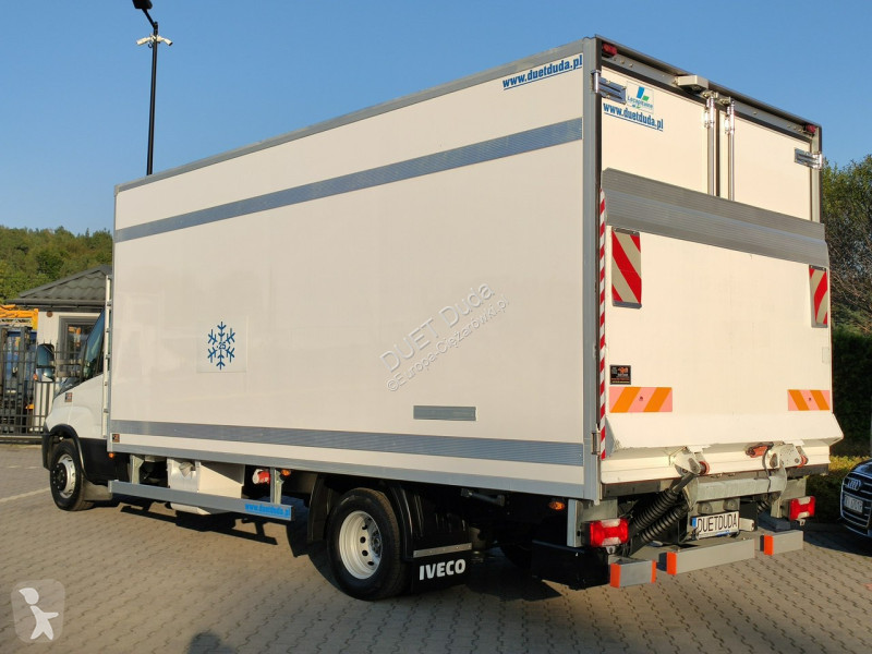 Camion Iveco 70C17 Mroźnia Ściana Grodziowa...