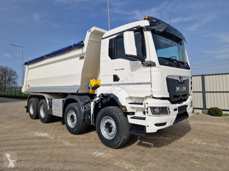 Camion MAN TGS 8x4 kipper