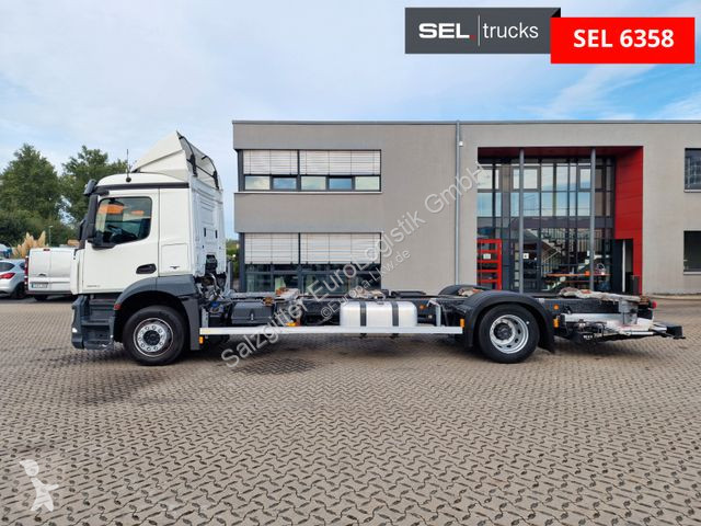 Kamion Mercedes 1840 / Ladebordwand / Retarder