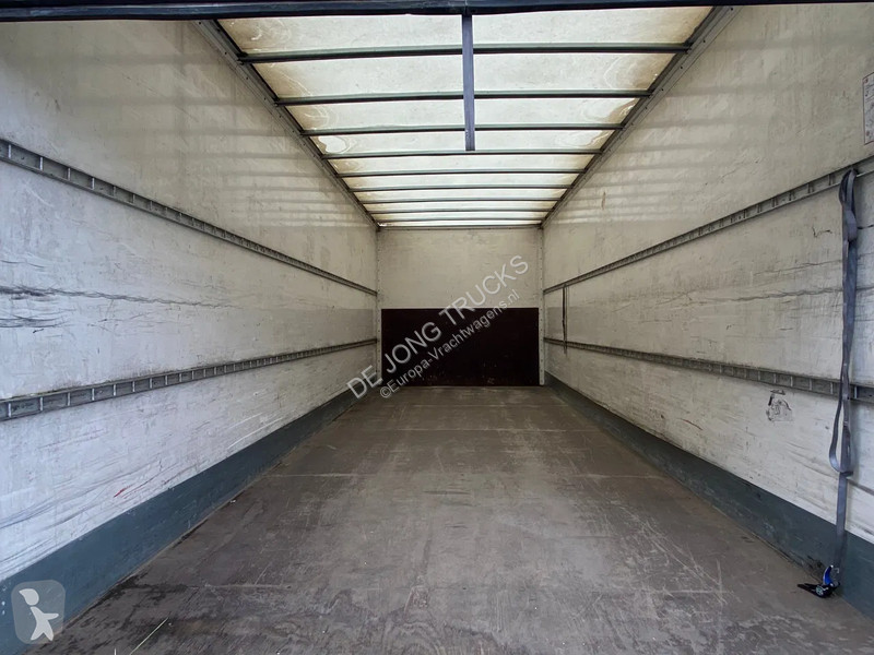 Camion Renault D16.280 / Closed Box / Automatic...