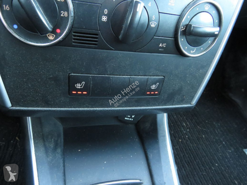 Véhicule utilitaire Mercedes A-Klasse 200...