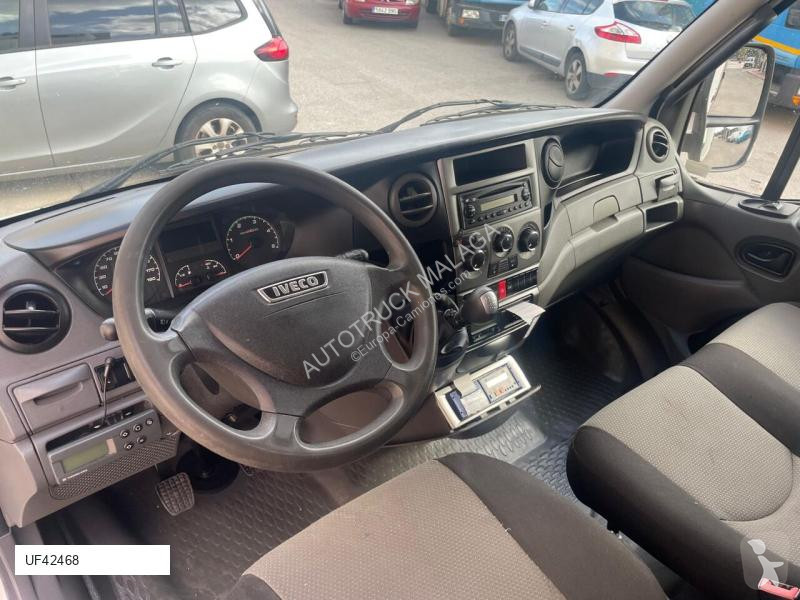 Kamion Iveco DAILY 70C17 FRIGORÍFICO
