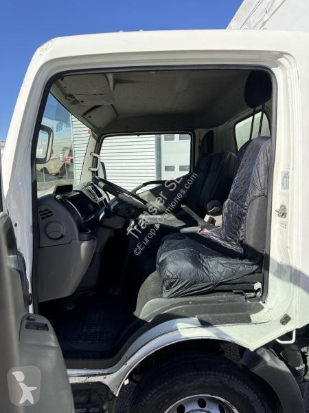 Camion Nissan NT 400 CABSTAR ZAARBU