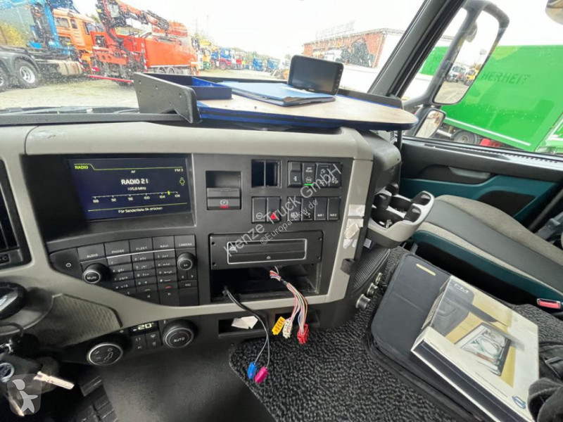 Camion Volvo FM 420 6x2 Pritsche Heckkran 27m...