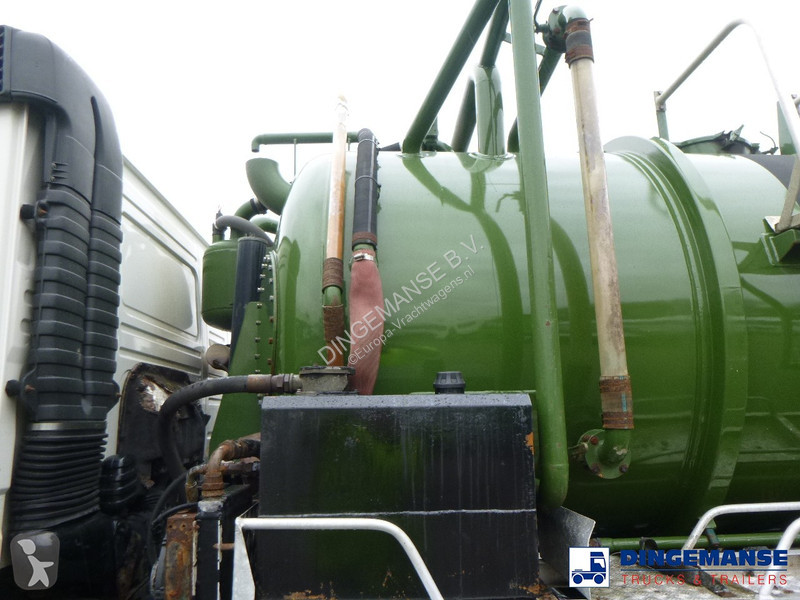 Lastbil Volvo FM7 290 6X4 RHD vacuum tank 13.7 m3