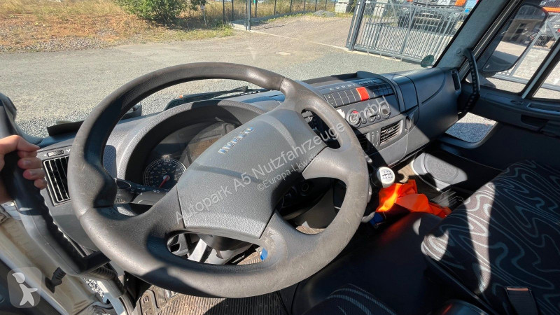 شاحنة Iveco ML75E18 Blumen Koffer LBW...