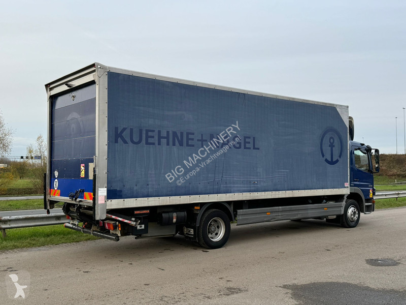 Kamion Mercedes 4x2 Cargo Truck EURO5