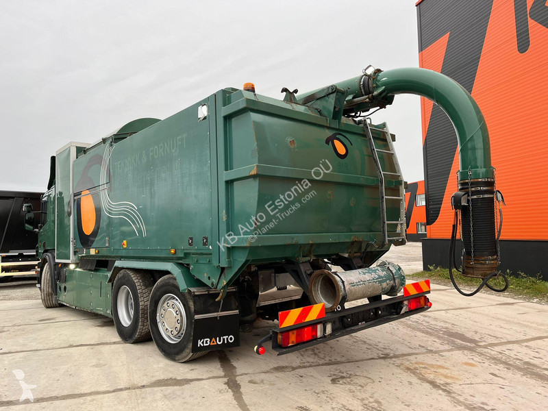 Kamion Scania 420 6x2*4 DISAB EN VAC 12,5 m3