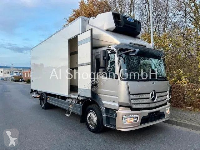 Vrachtwagen Mercedes 1218 Carrier Supra...