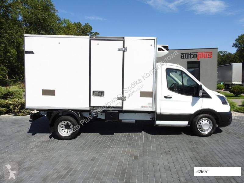 Autoutilitară Ford TRANSIT CHŁODNIA KONTENER...