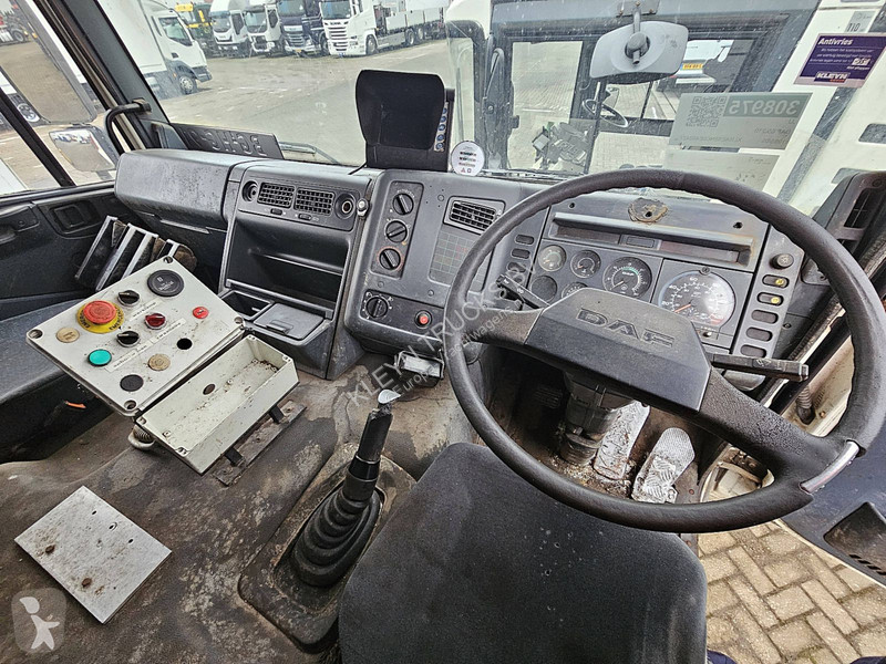 Vrachtwagen DAF 65210 EURO 2 STEEL