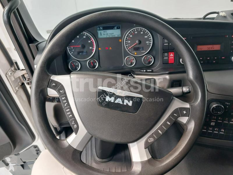 Camion MAN 35.400 8X2*6