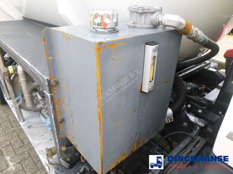 Camion Volvo FL 260 4x2 gas tank 13.9 m3