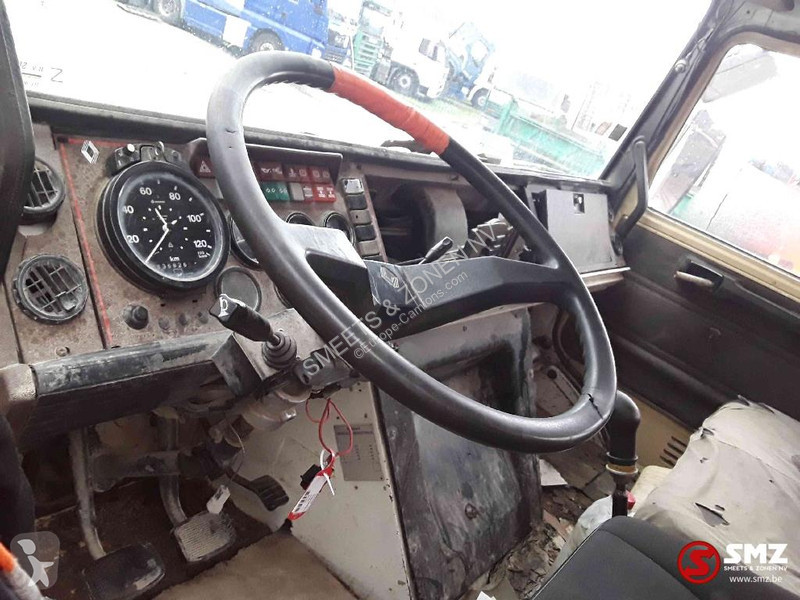 Kamion Renault 280 fassi