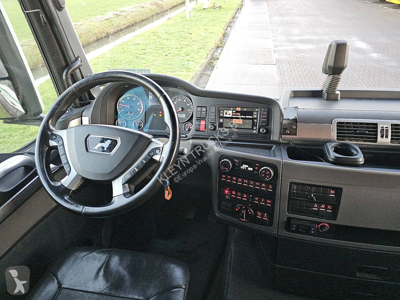 Camion MAN 26.500  XXL 6X2-4 LL WB420