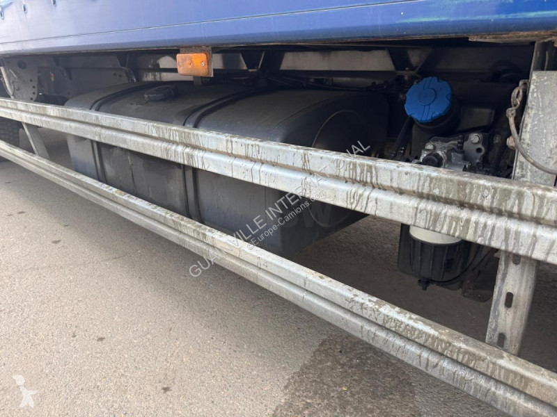 Camion Renault 270 DXI
