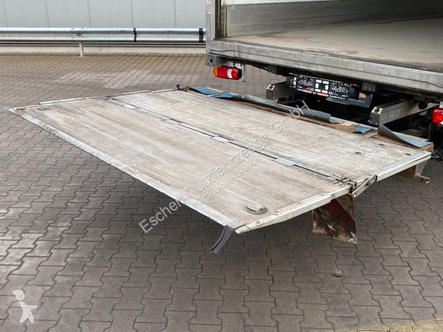 Kamion DAF 230 Thermo-King...