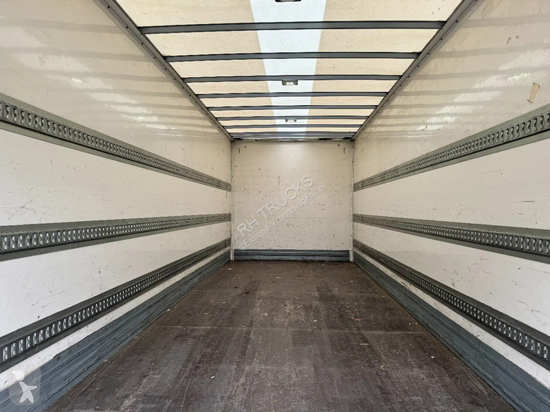 Kamion Volvo 280 4X2 BOX DHOLLANDIA LIFT TÜV...