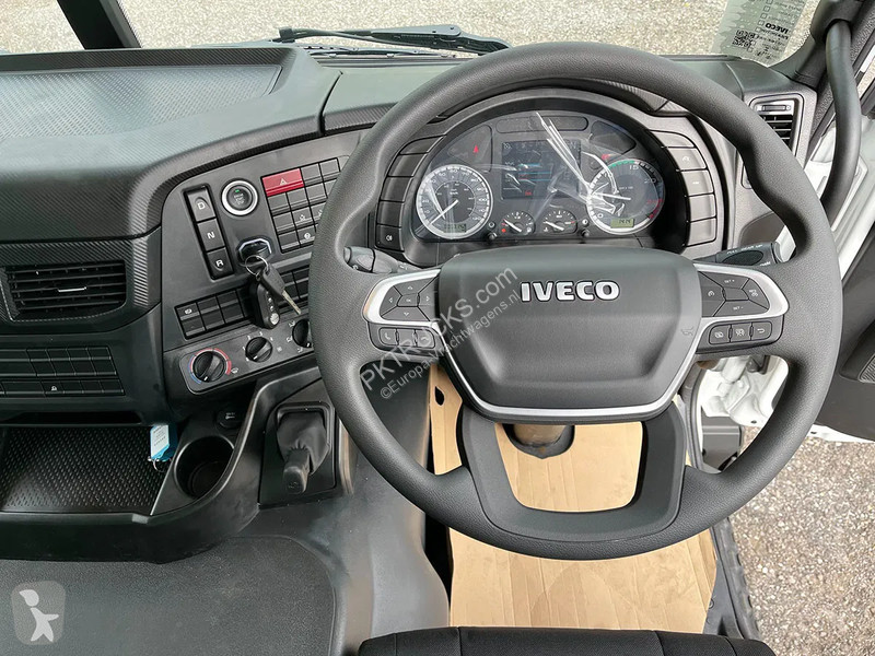 Kamion Iveco T-Way AD380T43WH-4200 AT Chassis...