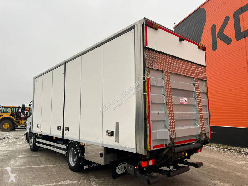 Kamion Mercedes 1527 4x2 LUMIKKO / BOX L=7471 mm