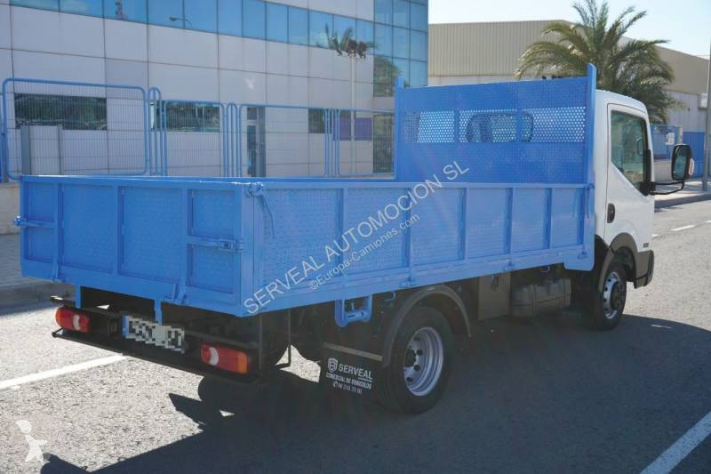 Camion Nissan