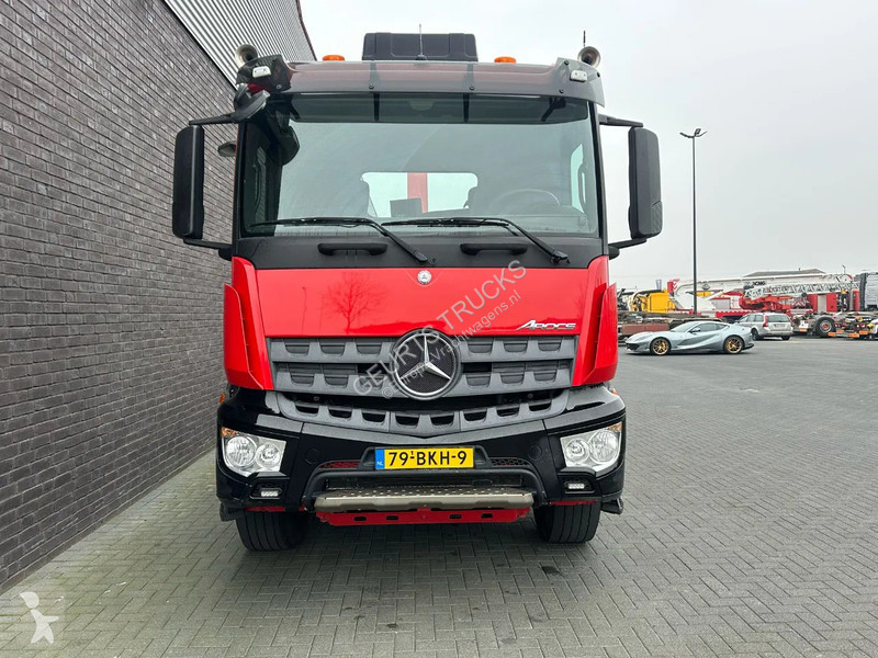 Kamion Mercedes 8X4 VDL S-30-6600...