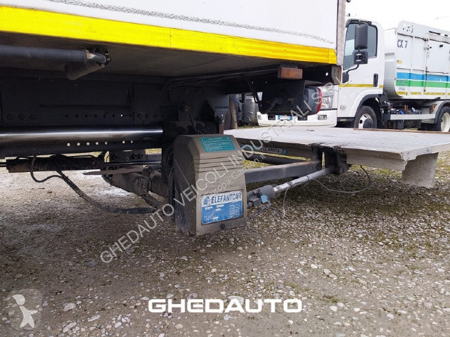 Kamion Renault RENAULT MIDLUM