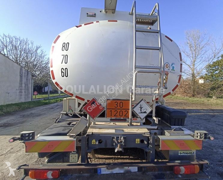 Kamion Renault CITERNE MAGYAR 10500L, 4 CPTS D...
