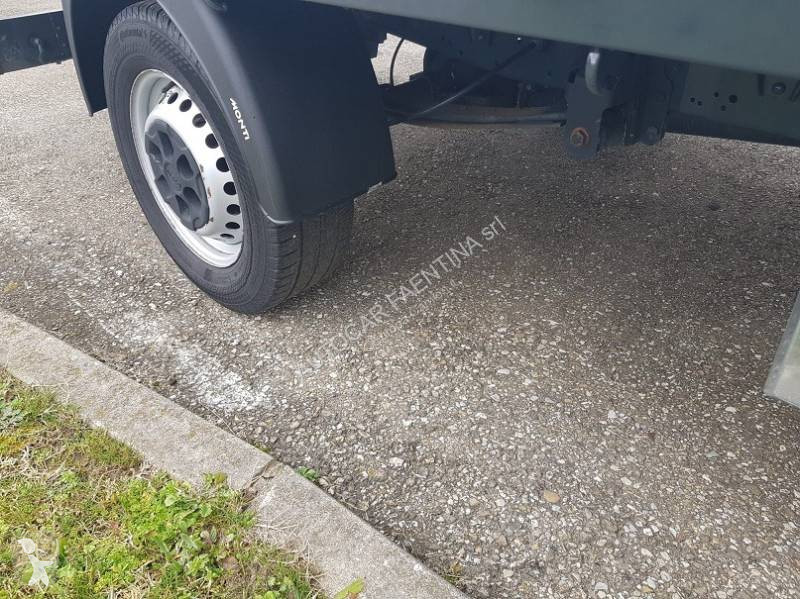 Furgoneta Iveco